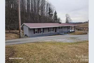 656 Water Street, Bakersville, NC 28705 - Photo 4
