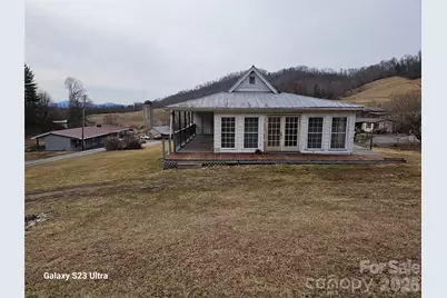 656 Water Street, Bakersville, NC 28705 - Photo 30