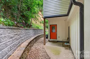 53 Waynesville Ave, Asheville, NC 28806 - Photo 32