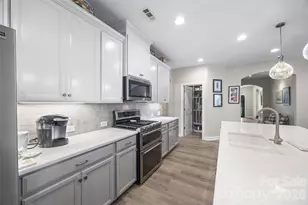 420 Trillium Wy, Belmont, NC 28012 - Photo 8