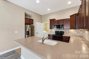 4745 Polo Gate Boulevard, Charlotte, NC 28216 - Photo 10