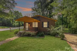 305 Scoggins St, Rock Hill, SC 29730 - Photo 1