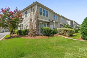 3134 Bending Birch Pl, Charlotte, NC 28206 - Photo 2