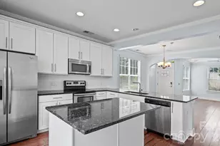 3134 Bending Birch Pl, Charlotte, NC 28206 - Photo 12