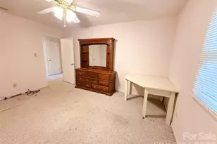 301 Starmount Dr, Statesville, NC 28677 - Photo 26