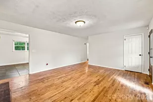 151 Ridgewood Acres Dr, Hendersonville, NC 28792 - Photo 12