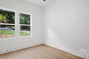 519 Homestead Dr, Gastonia, NC 28056 - Photo 12