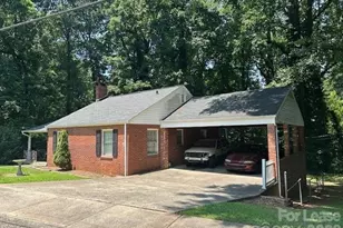399 Westwood Dr, Statesville, NC 28677 - Photo 2