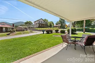 354 Oakdale Rd, Waynesville, NC 28786 - Photo 22