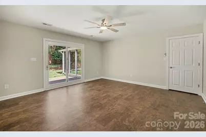 1912 Wexford Court, Gastonia, NC 28054 - Photo 10