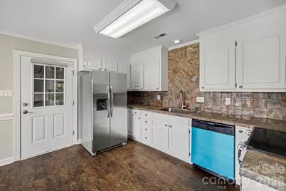 1912 Wexford Court, Gastonia, NC 28054 - Photo 14