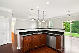 9320 Gentle Stream Ln, Charlotte, NC 28214 - Photo 4