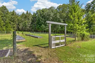 73 Hudson Hollow, Horse Shoe, NC 28742 - Photo 18