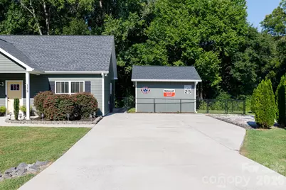 119 Fairmont Street, Clover, SC 29710 - Photo 2