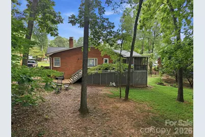 305 Heritage Circle, Statesville, NC 28625 - Photo 36