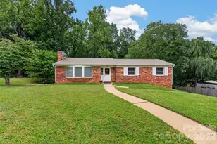 7 Mountainbrook Rd, Asheville, NC 28805 - Photo 1