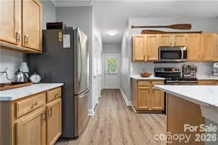 21228 Hickory St, Cornelius, NC 28031 - Photo 10