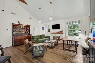 801 W Catawba Ave, Mount Holly, NC 28120 - Photo 4