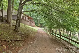 1424 Big Cove Rd, Waynesville, NC 28786 - Photo 30
