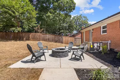 546 W Kingston Avenue, Charlotte, NC 28203 - Photo 34