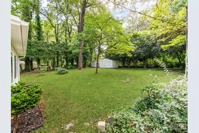 3326 Bonneville Drive, Charlotte, NC 28205 - Photo 30
