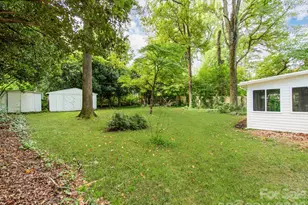 3326 Bonneville Dr, Charlotte, NC 28205 - Photo 28