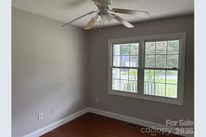 927 Floyd Lane, Gastonia, NC 28052 - Photo 10