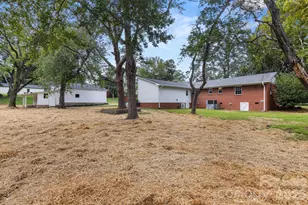 1103 W Elm St, Shelby, NC 28150 - Photo 38