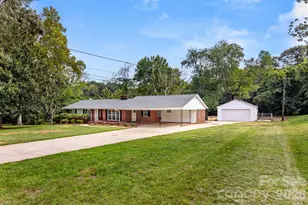 1103 W Elm St, Shelby, NC 28150 - Photo 1