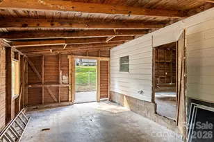 1103 W Elm St, Shelby, NC 28150 - Photo 42