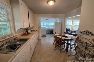 181 Williamson St, Troy, NC 27371 - Photo 10