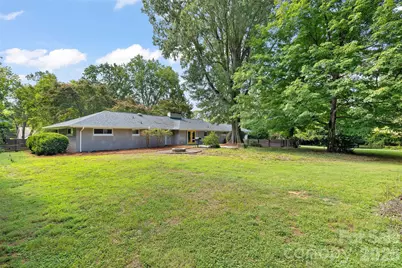 1222 Burtonwood Circle, Charlotte, NC 28212 - Photo 40