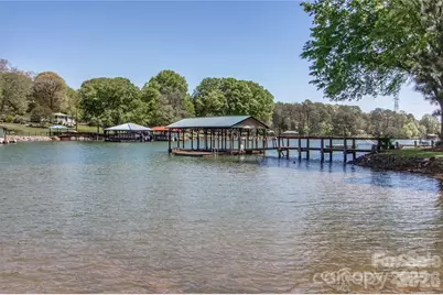 4279 Candlewood Drive, Sherrills Ford, NC 28673 - Photo 2