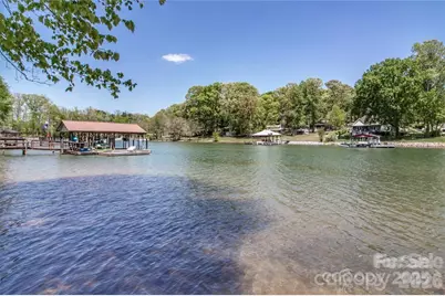 4279 Candlewood Drive, Sherrills Ford, NC 28673 - Photo 8