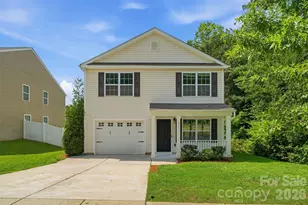 4219 John Dale Ln, Charlotte, NC 28269 - Photo 2