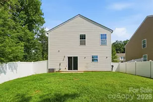 4219 John Dale Ln, Charlotte, NC 28269 - Photo 36