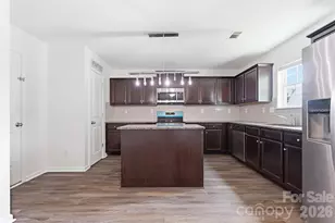 4219 John Dale Ln, Charlotte, NC 28269 - Photo 12