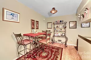 1634 Hollow Dr, Charlotte, NC 28212 - Photo 4
