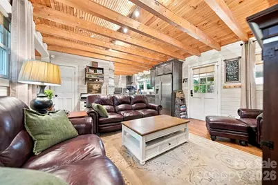 1068 5th Avenue Court NW, Hickory, NC 28601 - Photo 6