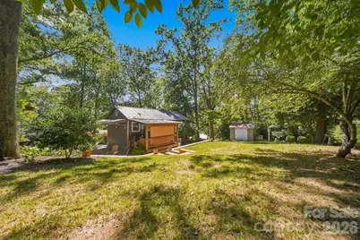 1068 5th Avenue Court NW, Hickory, NC 28601 - Photo 24