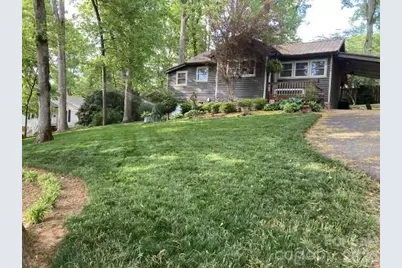 1068 5th Avenue Court NW, Hickory, NC 28601 - Photo 4