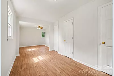 6338 Fairlane Street, Hickory, NC 28602 - Photo 12