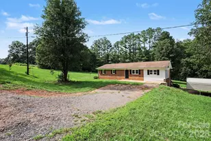 6338 Fairlane St, Hickory, NC 28602 - Photo 18