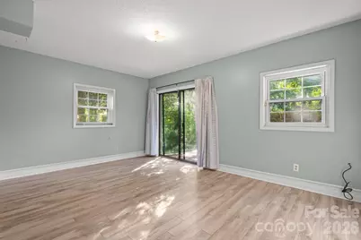 2015 12th Street Drive NW, Hickory, NC 28601 - Photo 36