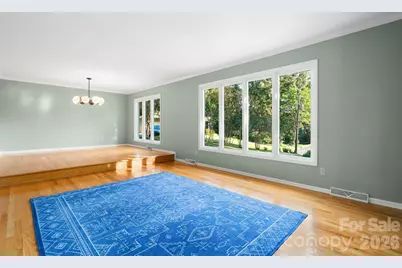 2015 12th Street Drive NW, Hickory, NC 28601 - Photo 8