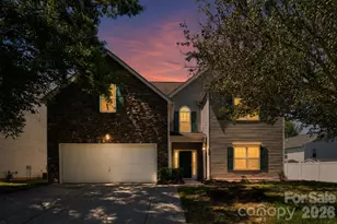 3006 Royal Troon Dr, Matthews, NC 28104 - Photo 2