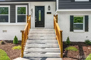 421 Vickery Dr, Charlotte, NC 28215 - Photo 2