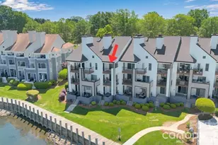 18755 Vineyard Point Ln, Cornelius, NC 28031 - Photo 10