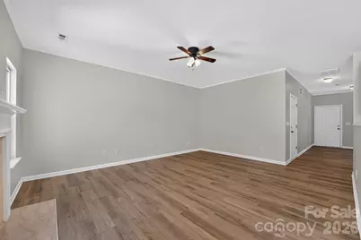 13711 Singleleaf Lane, Charlotte, NC 28278 - Photo 4