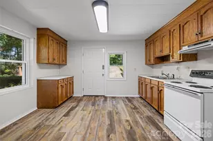 233 Laburn Ave, Charlotte, NC 28214 - Photo 36